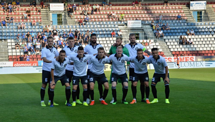 FOTOGALERIE: Olomouc porazila v retrodresech oslabené Teplice 2:0 a slaví třetí ligovou výhru