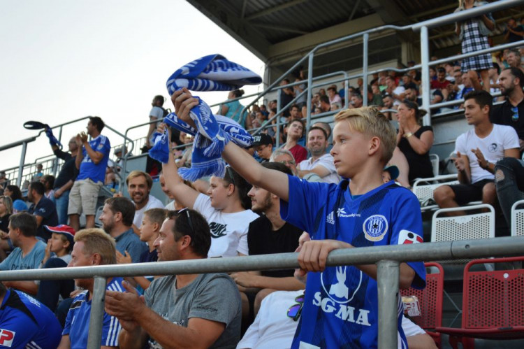 FOTOGALERIE: Olomouc porazila v retrodresech oslabené Teplice 2:0 a slaví třetí ligovou výhru