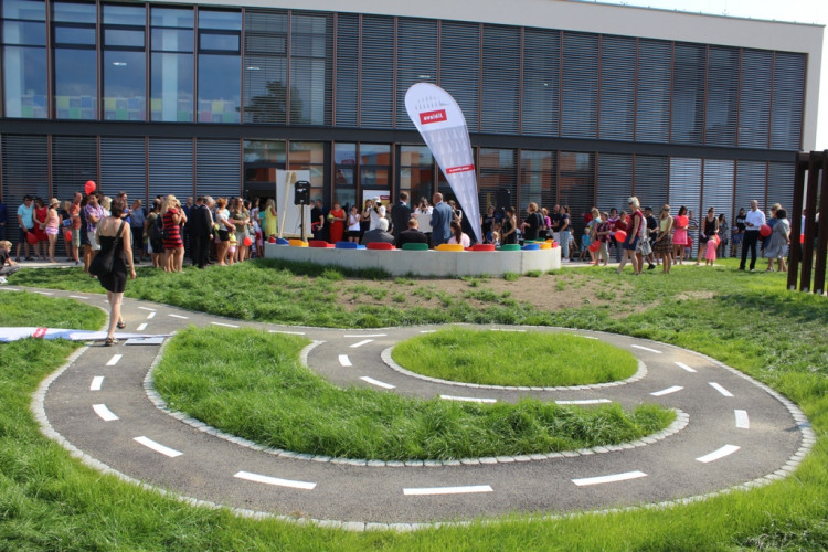 Nová školka v Jihlavě se dnes slavnostně otevřela