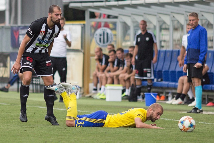 FOTO: Dynamo se dočkalo první domácí výhry