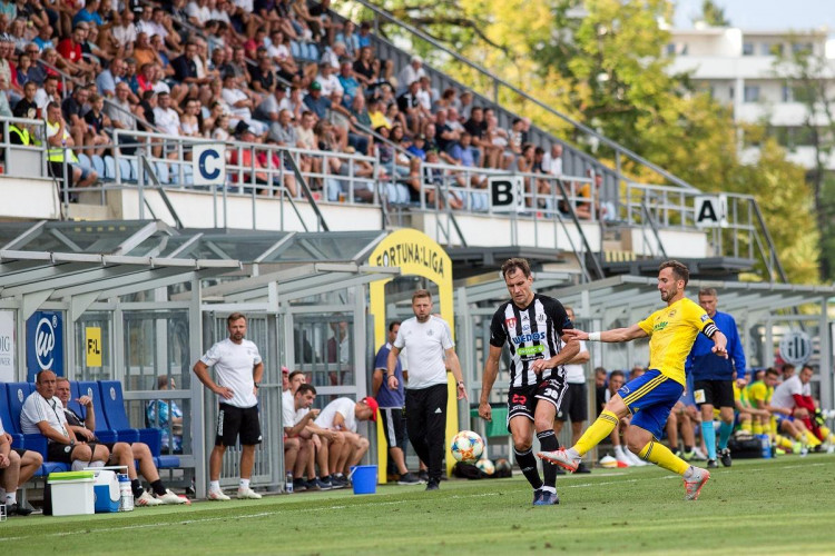 FOTO: Dynamo se dočkalo první domácí výhry