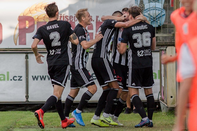 FOTO: Dynamo se dočkalo první domácí výhry