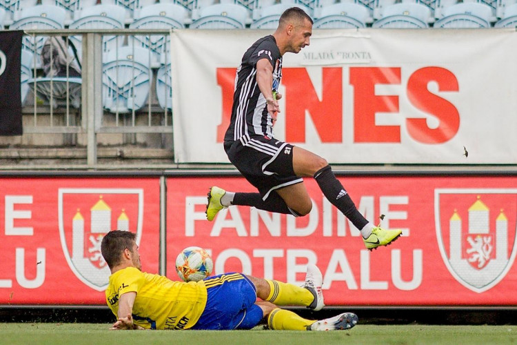 FOTO: Dynamo se dočkalo první domácí výhry