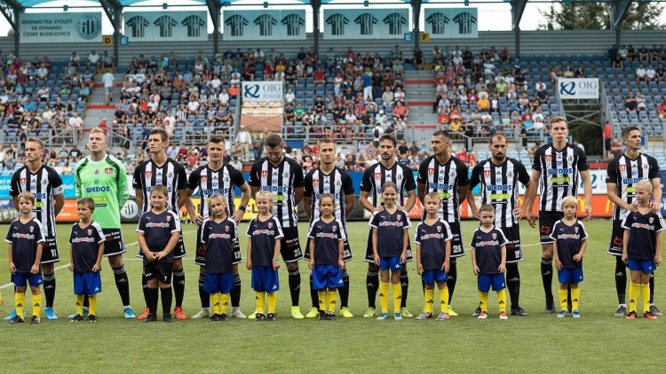 FOTO: Dynamo se dočkalo první domácí výhry