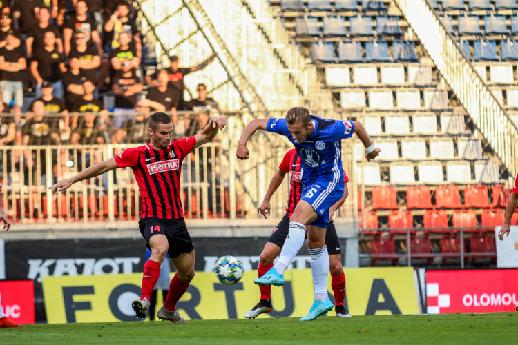 FOTOGALERIE: Sigma si doma poradila s Opavou, góly padaly v druhé půli