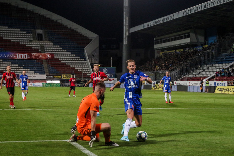 FOTOGALERIE: Sigma si doma poradila s Opavou, góly padaly v druhé půli