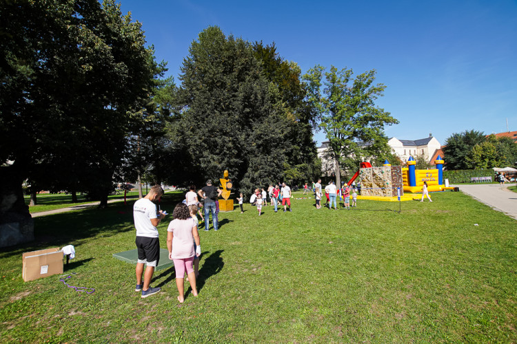 FOTO: Sportovní odpoledne pro (pra)rodiče s dětmi