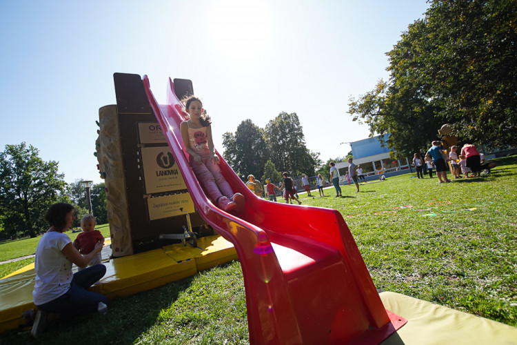 FOTO: Sportovní odpoledne pro (pra)rodiče s dětmi