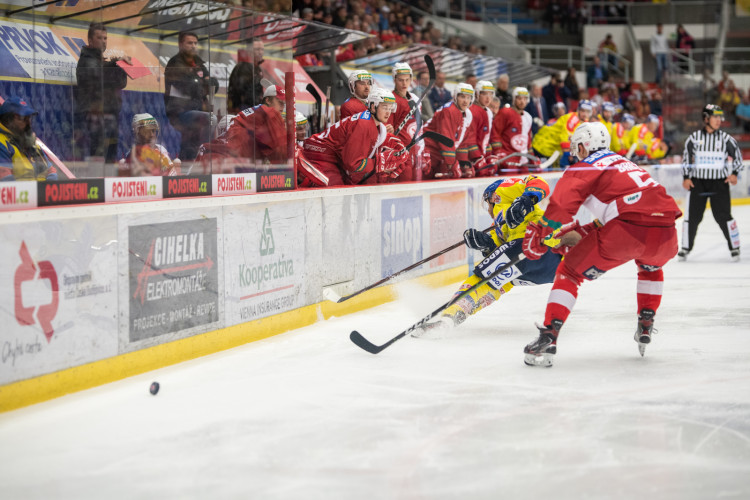 Motor porazil Slavii a doma stále neztratil ani bod