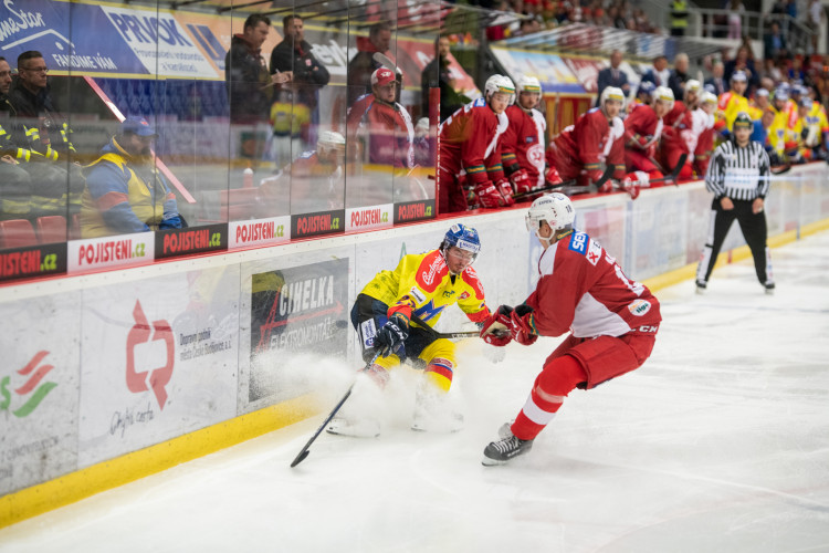 Motor porazil Slavii a doma stále neztratil ani bod