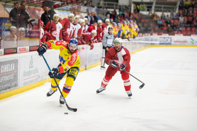 Motor porazil Slavii a doma stále neztratil ani bod