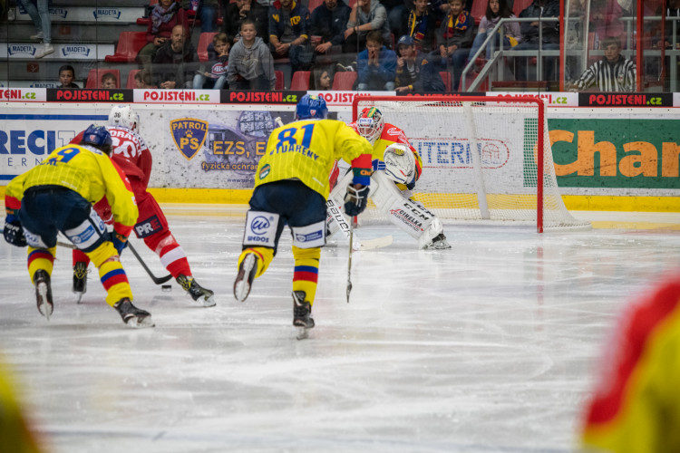 Motor porazil Slavii a doma stále neztratil ani bod