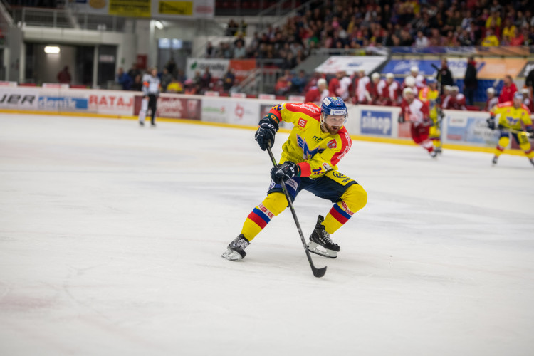 Motor porazil Slavii a doma stále neztratil ani bod