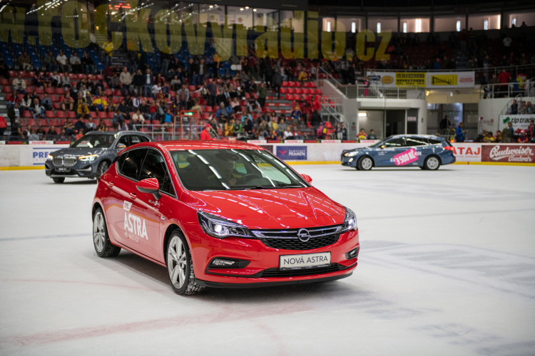 Motor porazil Slavii a doma stále neztratil ani bod