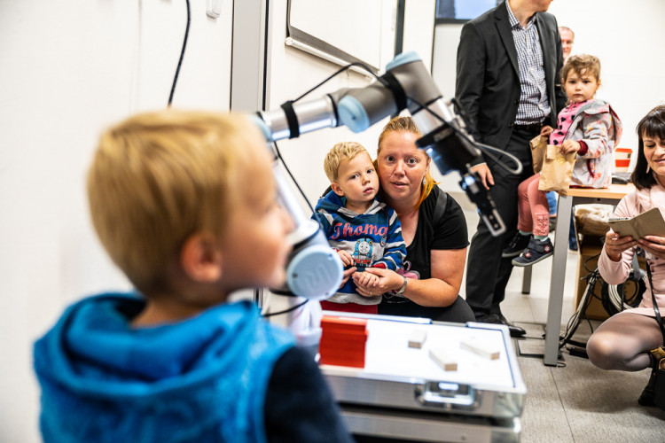 Noc vědců na VŠTE