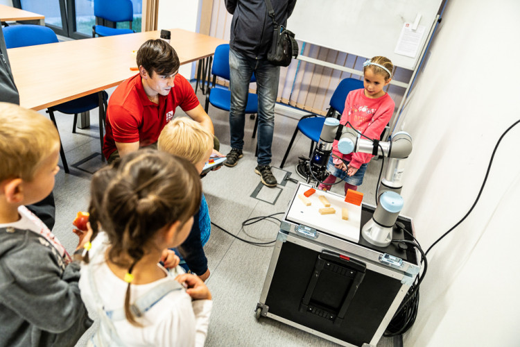 Noc vědců na VŠTE