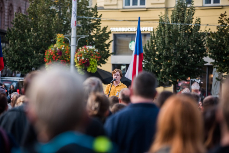 Kroky proti demokracii