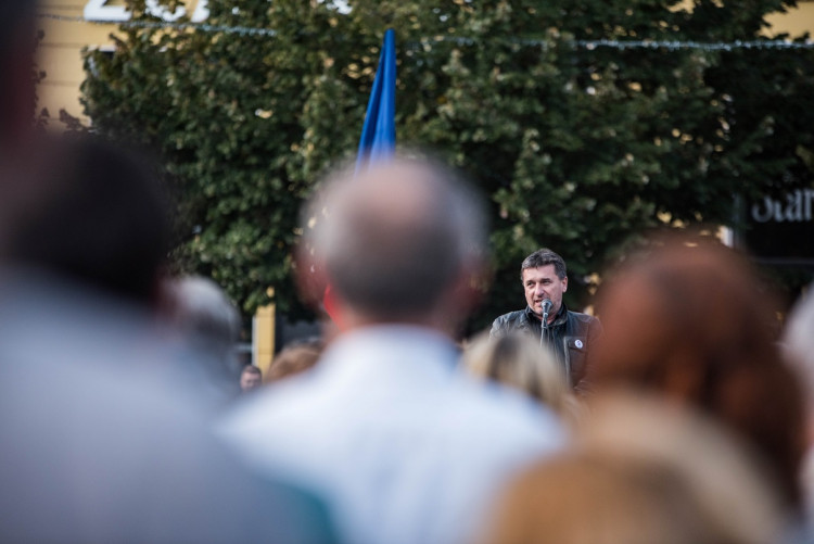 Kroky proti demokracii