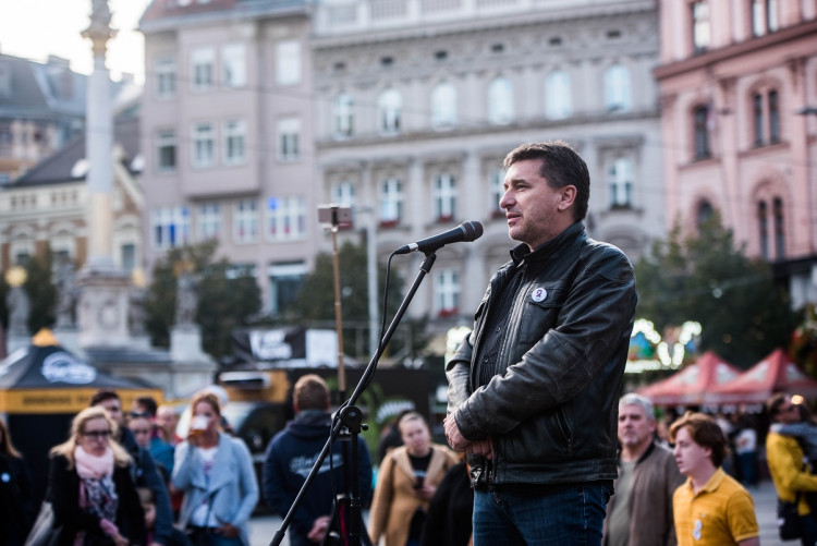 Kroky proti demokracii