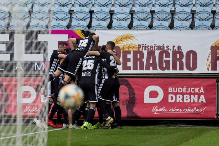 Dynamo přivítalo na svém stadionu pražskou Bohemku.