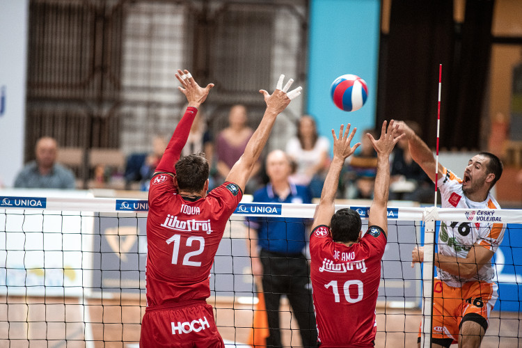 Jihostroj získal tři body do tabulky z domácí palubovky