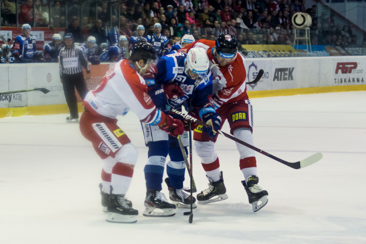 FOTOGALERIE: Mora sice proti Kometě vedla, pak ale třikrát inkasovala