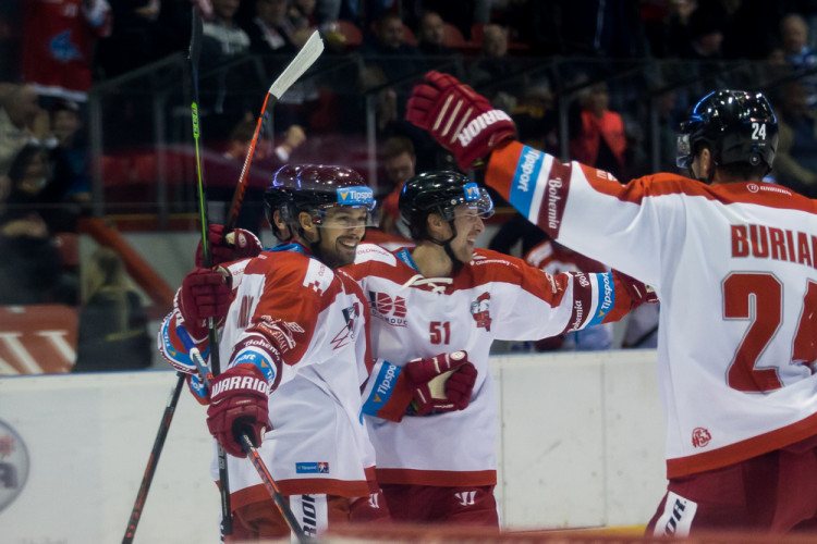 FOTOGALERIE: Mora sice proti Kometě vedla, pak ale třikrát inkasovala