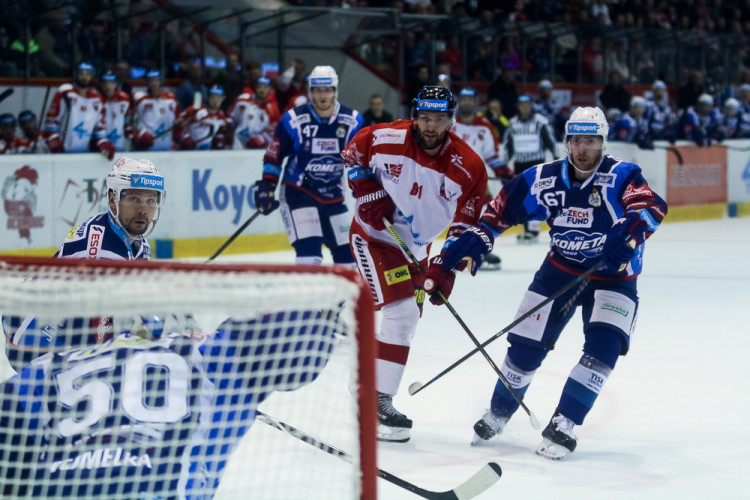 FOTOGALERIE: Mora sice proti Kometě vedla, pak ale třikrát inkasovala