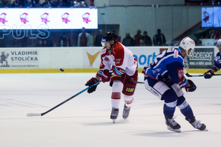 FOTOGALERIE: Mora sice proti Kometě vedla, pak ale třikrát inkasovala