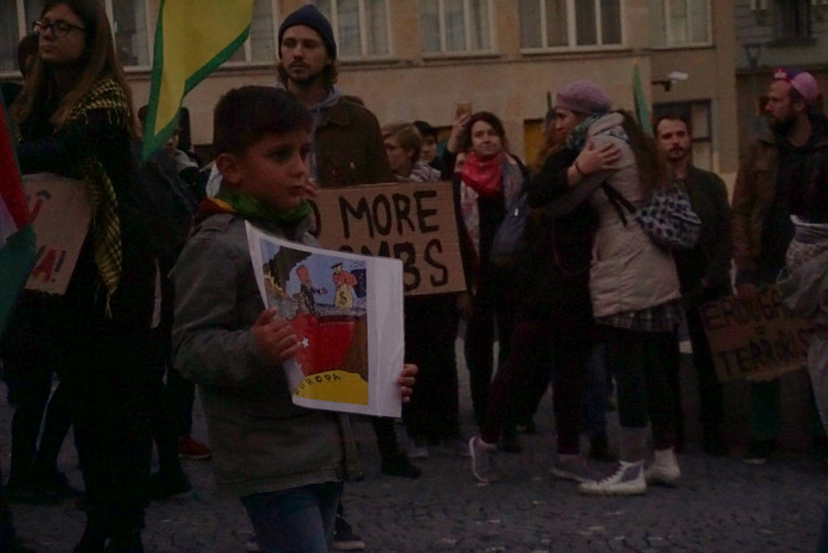 V Brně se demonstrovalo proti podpoře turecké ofenzívy v severní Sýrii