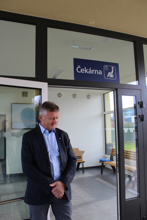 Jihlava má nový dopravní terminál Na Dolech