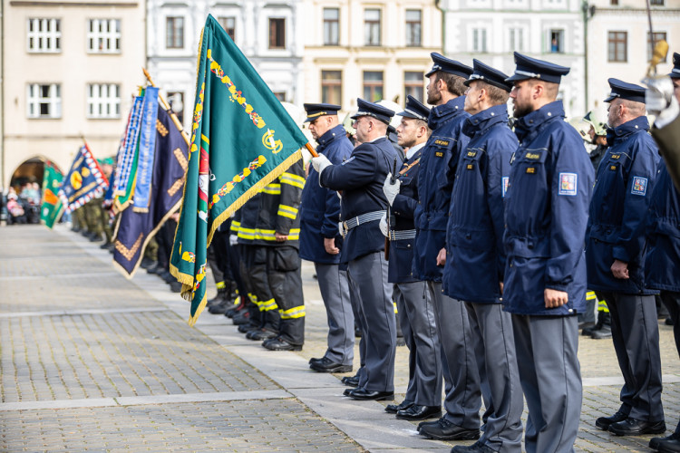 FOTO: Vojenská přehlídka v Českých Budějovicích
