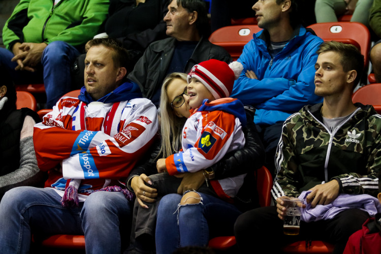 FOTOGALERIE: Mizérie Mory pokračuje. Spartě doma nedala gól a dvakrát inkasovala ve vlastní přesilovce