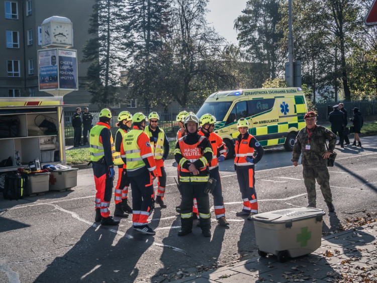 FOTOGALERIE: Podívejte se na fotky z velkého cvičení záchranných složek v Olomouci