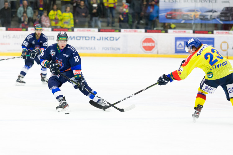 Motor se nadřel, ale proti Benátkám si připsal devátou výhru v řadě