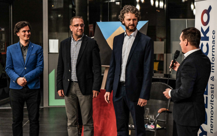 Vernisáž výstavy Souzvuk hudby a malby