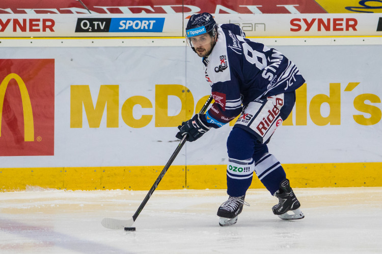 Tygři porazili Vítkovice v hallooweenském utkání 3:2