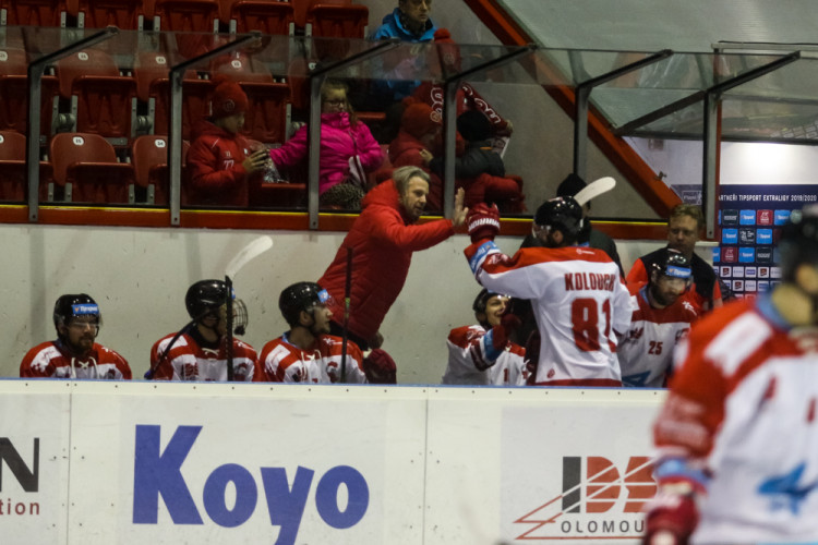 FOTOGALERIE: Devátá prohra z deseti zápasů. Olomouc doma padla s předposledním Zlínem