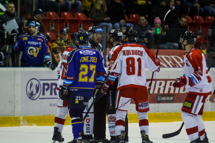 FOTOGALERIE: Devátá prohra z deseti zápasů. Olomouc doma padla s předposledním Zlínem