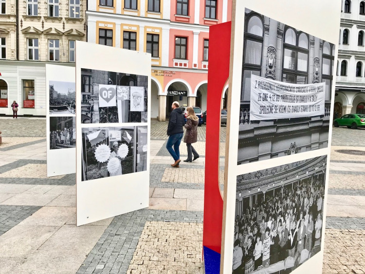 Výstava k třiceti letům od revoluce