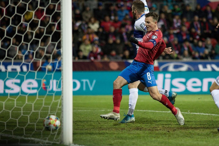 Česká reprezentace porazila Kosovo.