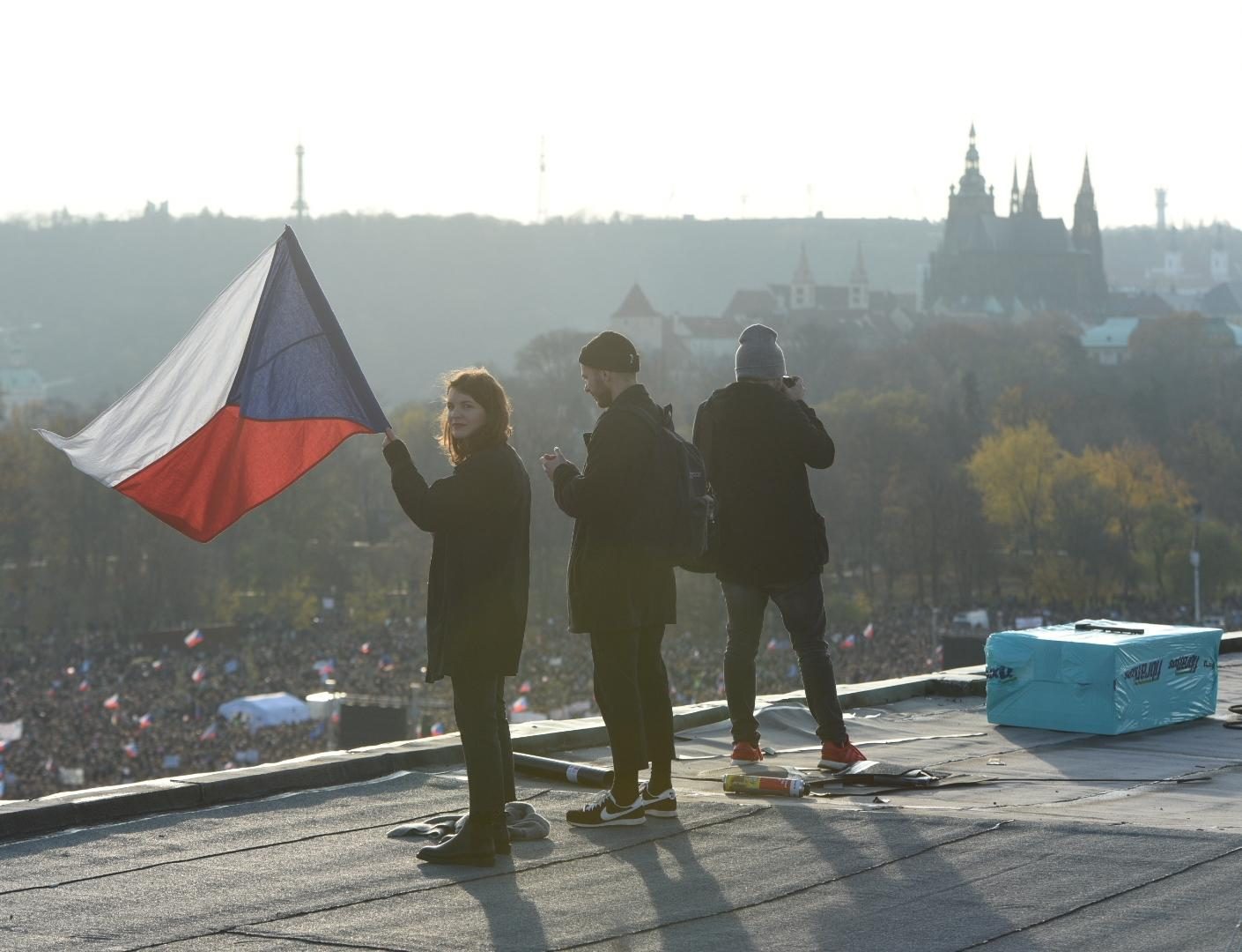 Demonstrace na Letné