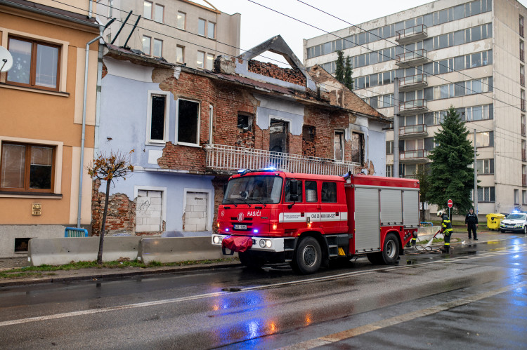 Požár bývalého Cabaretu způsobil škodu za milion