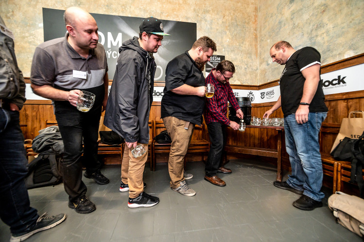 Představení Sedmi spolčených