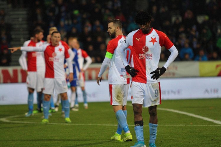 FOTOGALERIE: Sigma remizovala doma se Slavií 0:0, ta ztratila body poprvé po osmi zápasech