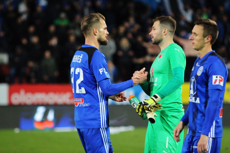 FOTOGALERIE: Sigma remizovala doma se Slavií 0:0, ta ztratila body poprvé po osmi zápasech