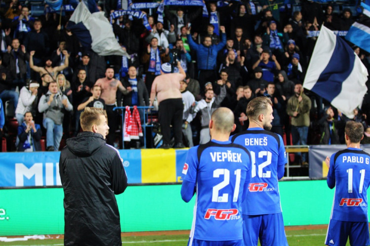 FOTOGALERIE: Sigma remizovala doma se Slavií 0:0, ta ztratila body poprvé po osmi zápasech