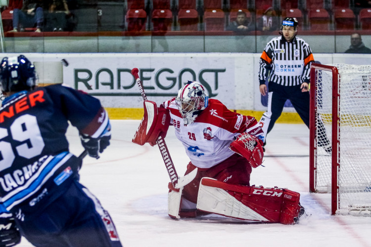 FOTOGALERIE:  Liberec skolil na domácím ledě Moru gólem v poslední minutě