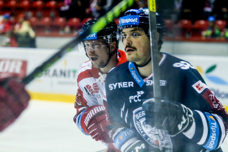 FOTOGALERIE:  Liberec skolil na domácím ledě Moru gólem v poslední minutě
