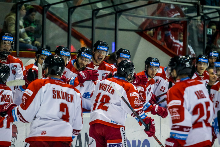 FOTOGALERIE:  Liberec skolil na domácím ledě Moru gólem v poslední minutě